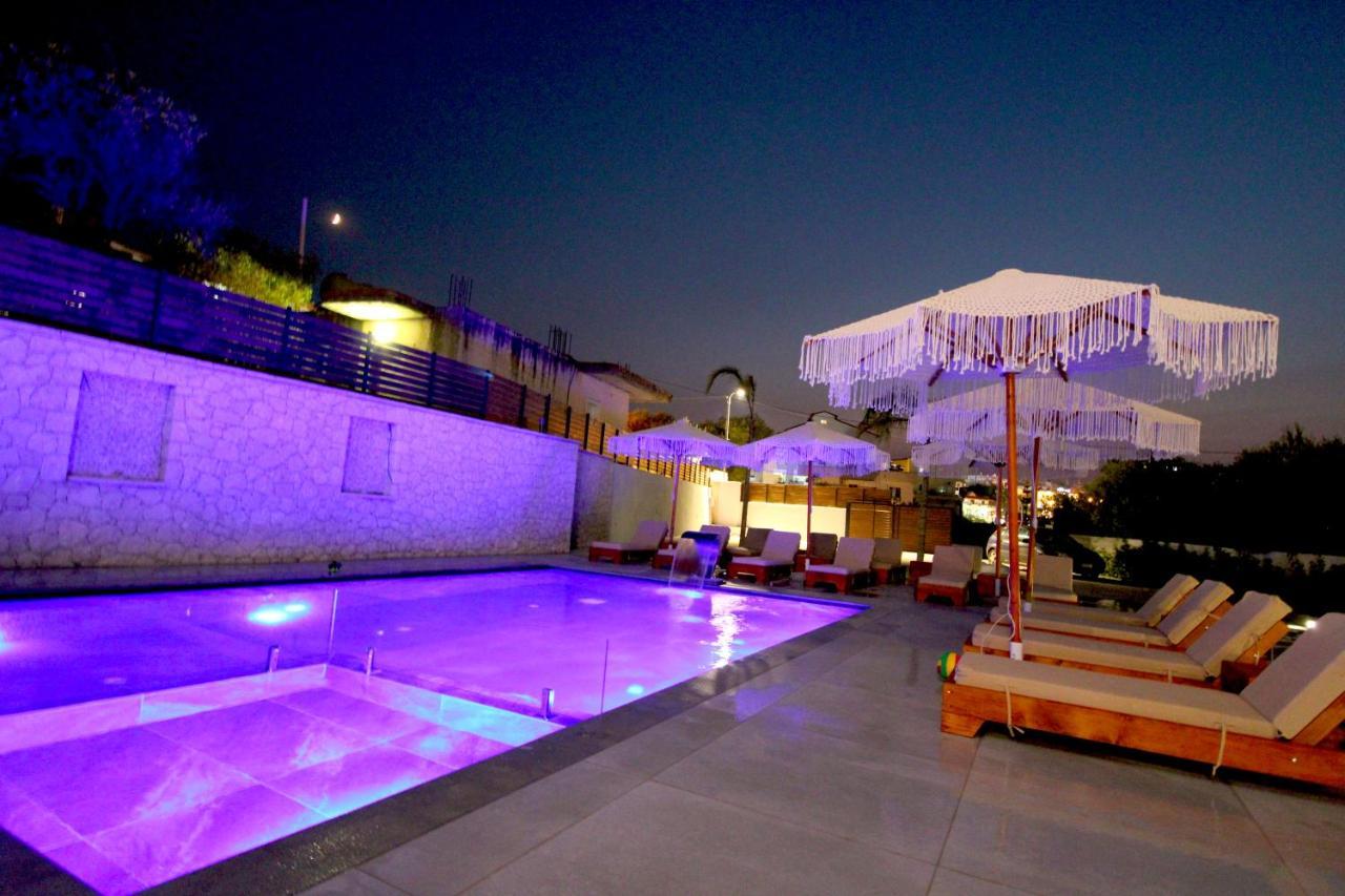 Luxury Villa Jo-An คซามิล ภายนอก รูปภาพ
