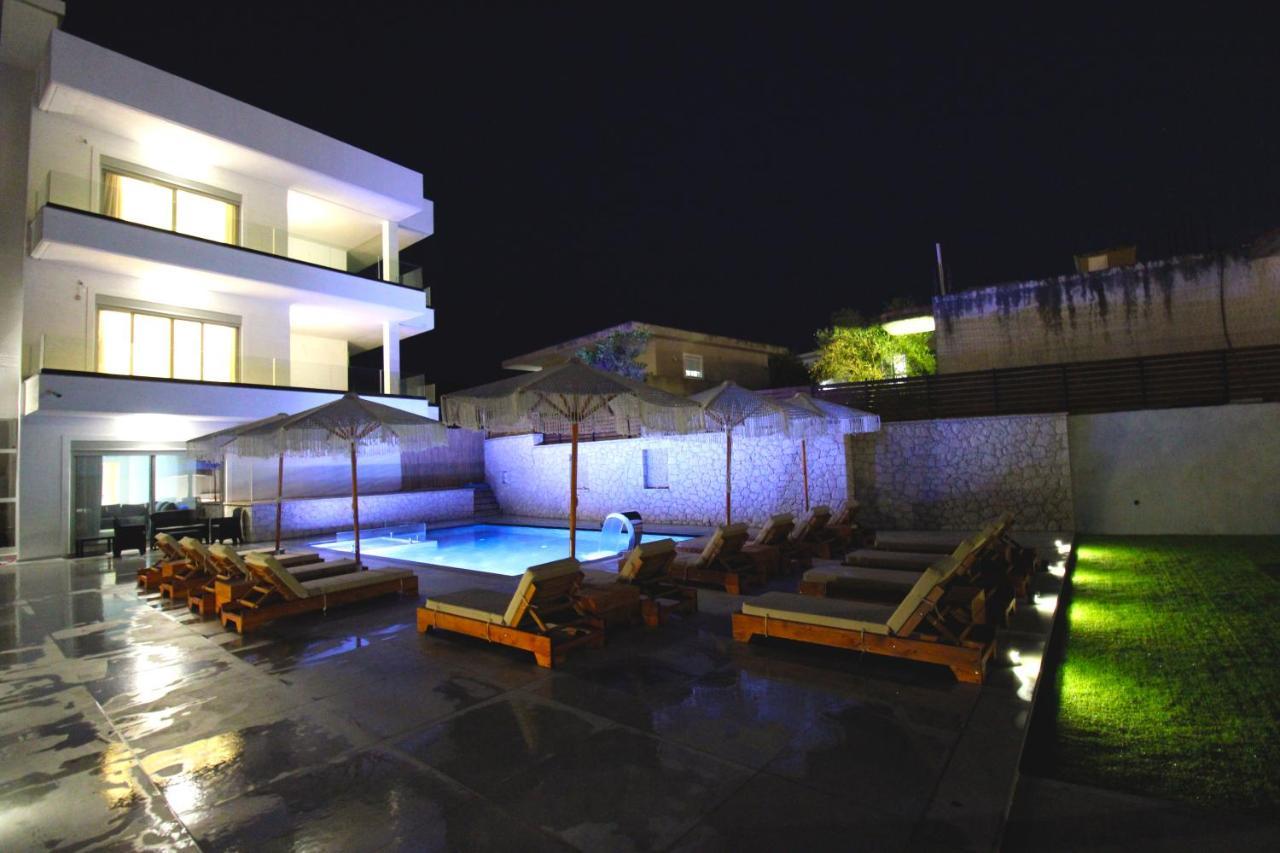 Luxury Villa Jo-An คซามิล ภายนอก รูปภาพ
